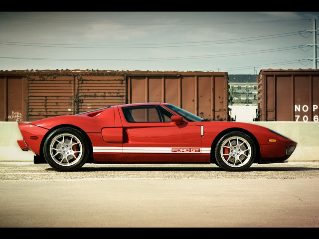 Ford GT фото