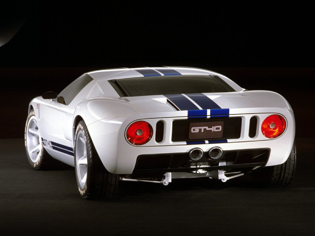 Ford GT40 фото