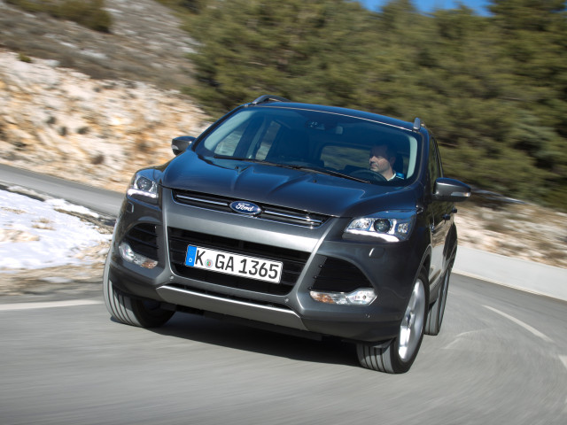 Ford Kuga фото