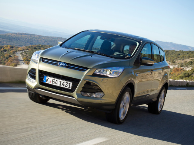 Ford Kuga фото