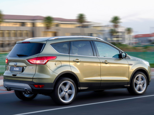 Ford Kuga фото