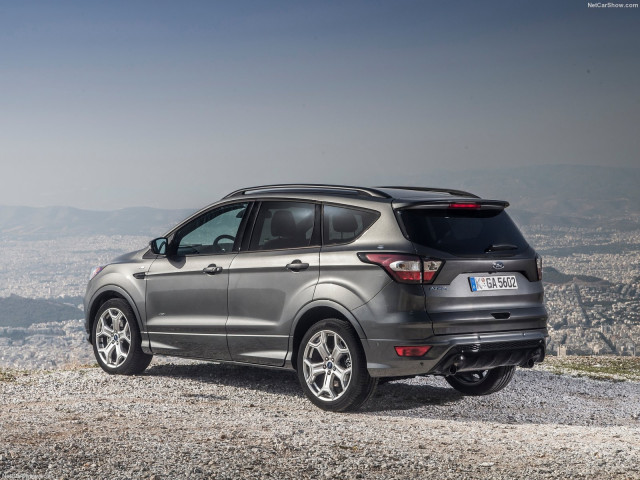 Ford Kuga фото