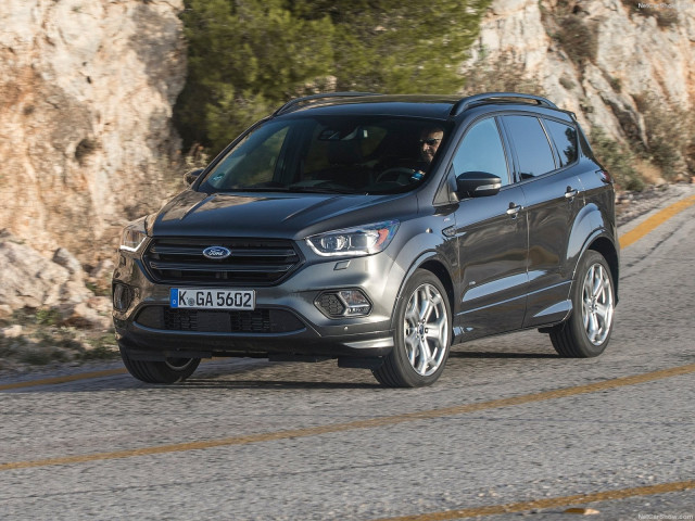 Ford Kuga фото