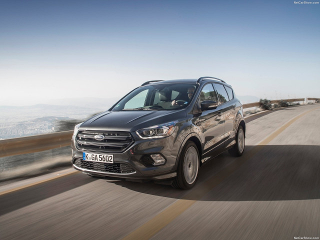 Ford Kuga фото