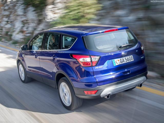 Ford Kuga фото