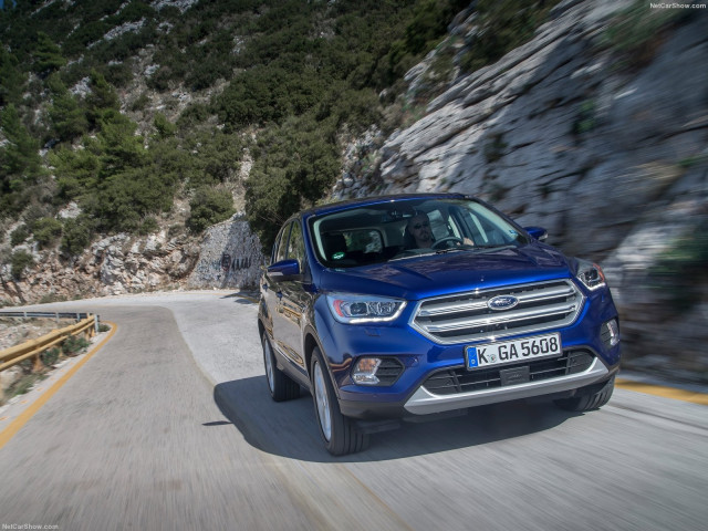 Ford Kuga фото