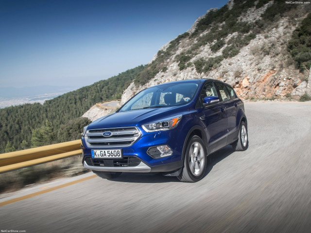 Ford Kuga фото