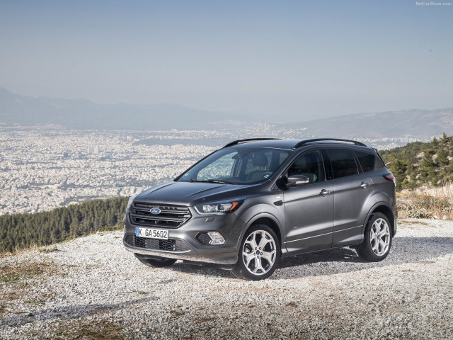 Ford Kuga фото