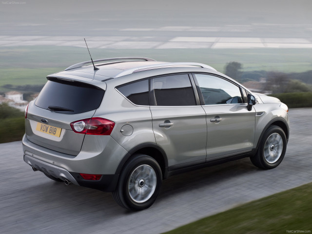 Ford Kuga фото