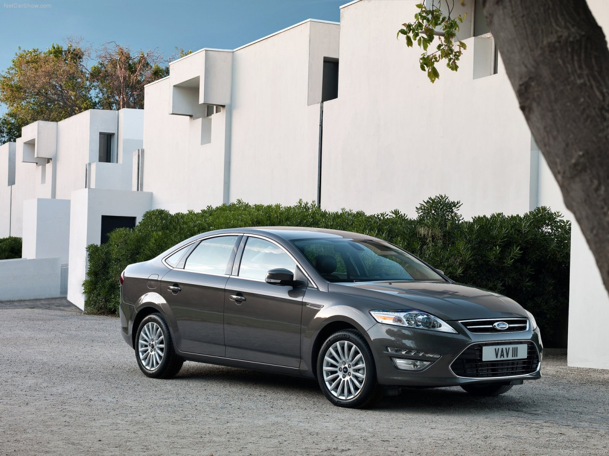 Ford Mondeo Hatchback фото 78537