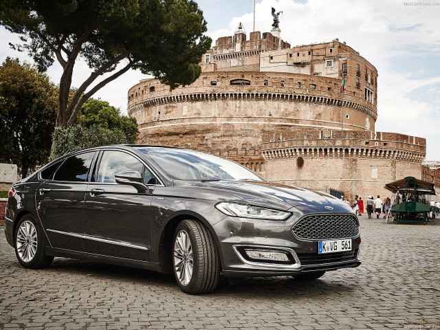 Ford Mondeo Vignale фото