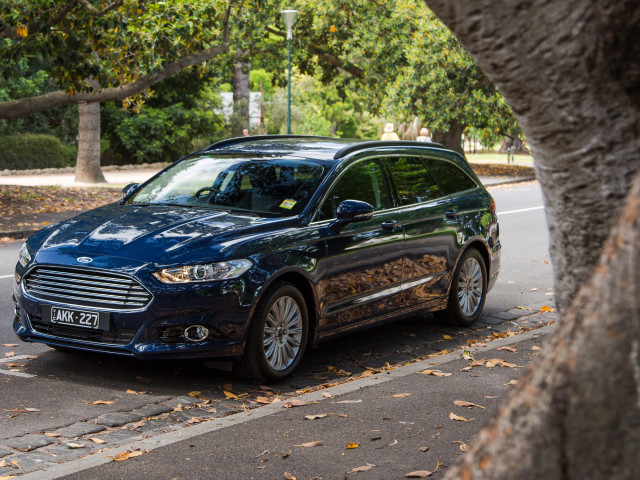 Ford Mondeo Wagon фото