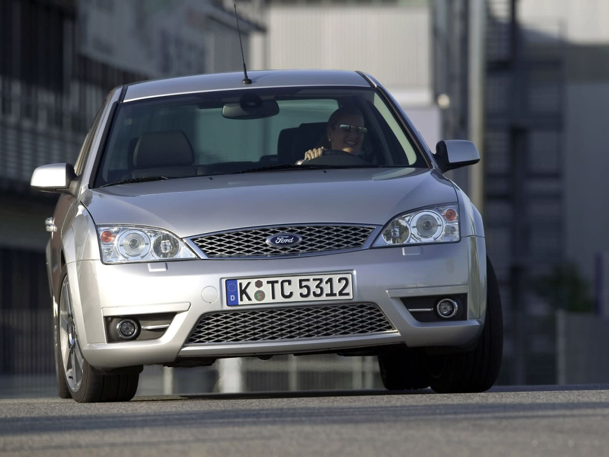 Ford Mondeo фото 11788