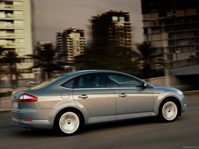 Ford Mondeo фото