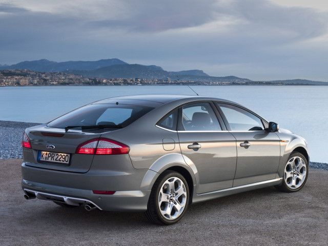 Ford Mondeo фото