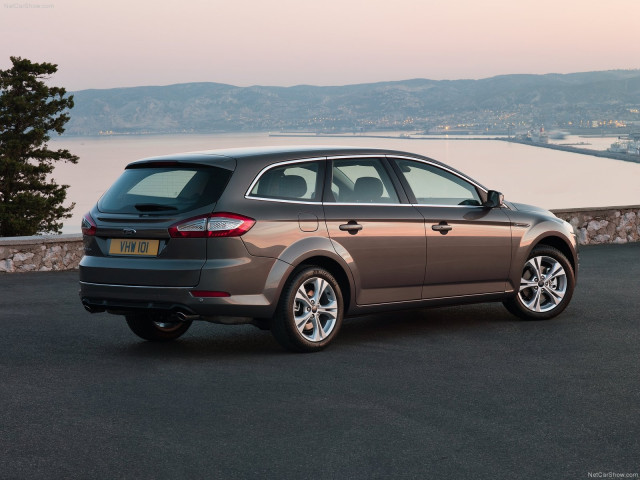 Ford Mondeo фото