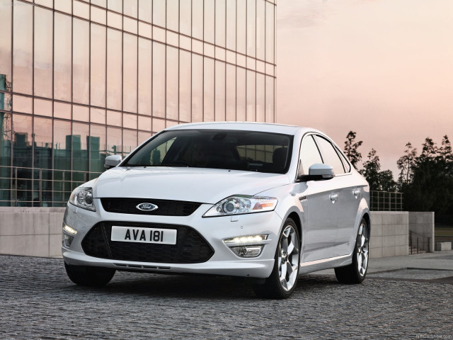 Ford Mondeo фото