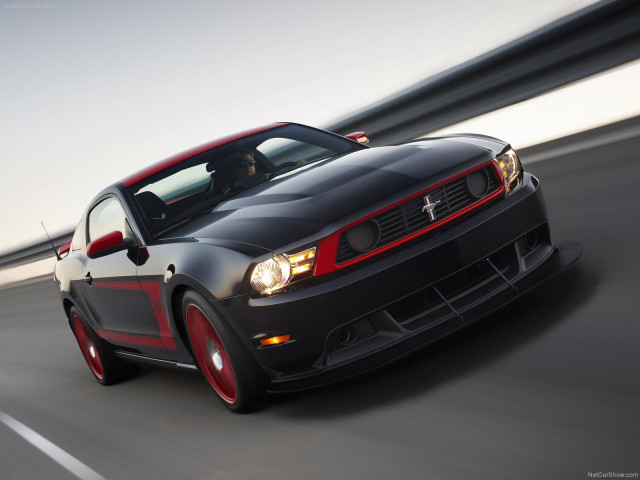 Ford Mustang Boss 302 Laguna Seca фото