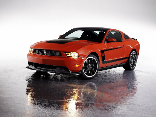 Ford Mustang Boss 302 фото