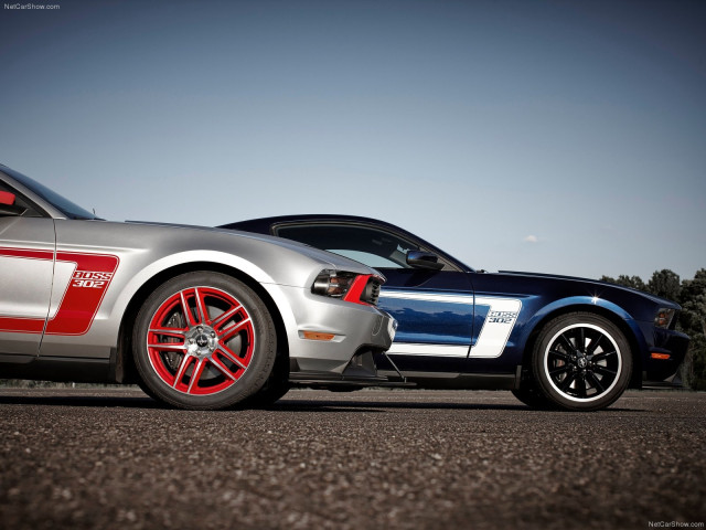 Ford Mustang Boss 302 фото