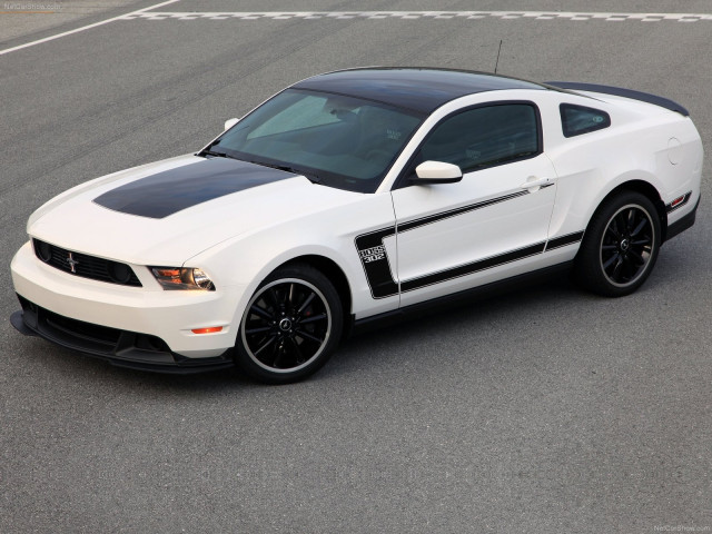 Ford Mustang Boss 302 фото