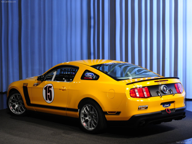 Ford Mustang Boss 302R фото