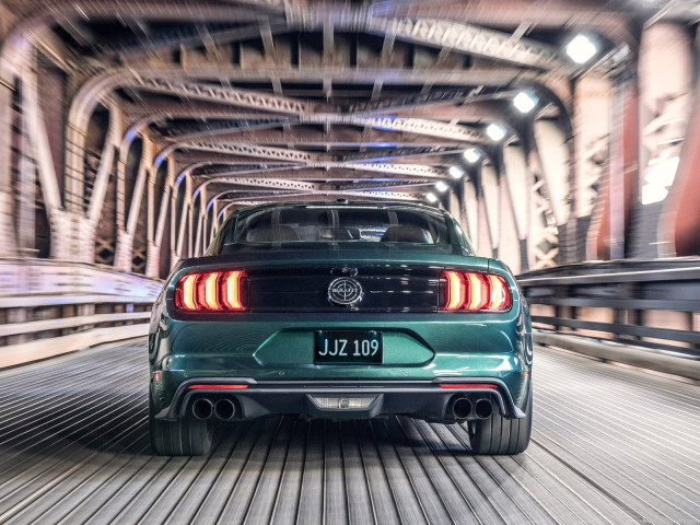 Ford Mustang Bullitt фото