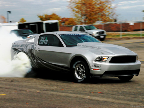 Ford Mustang Cobra Jet фото