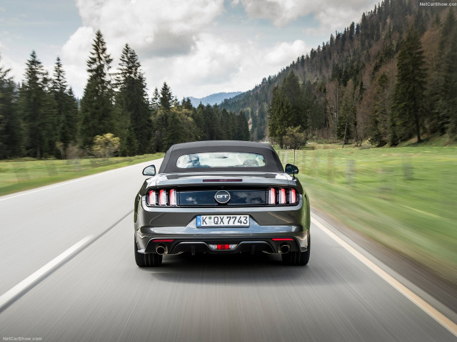 Ford Mustang Convertible EU-Version фото