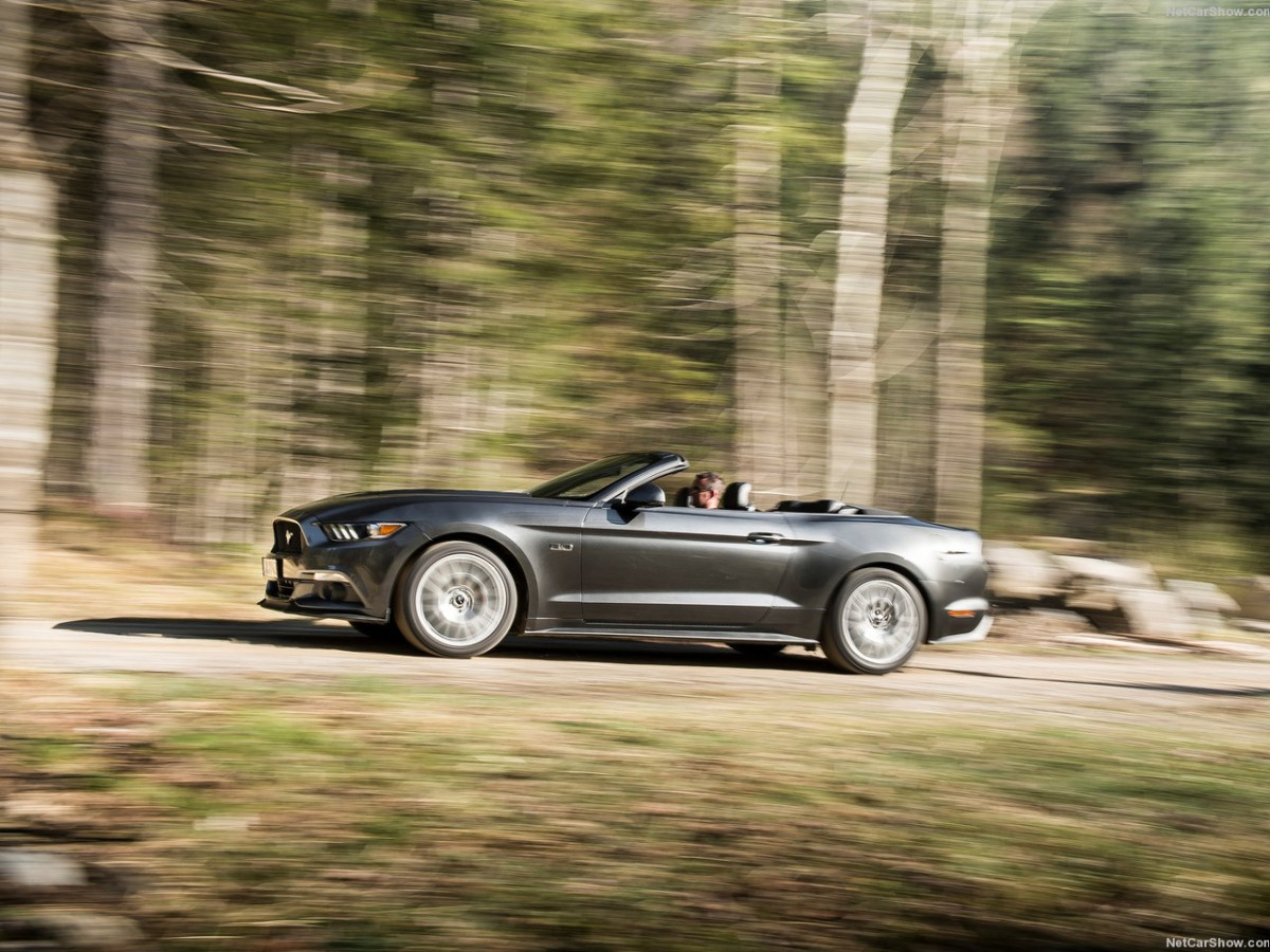 Ford Mustang Convertible EU-Version фото 147732