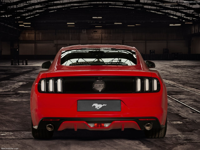 Ford Mustang EU-Version фото