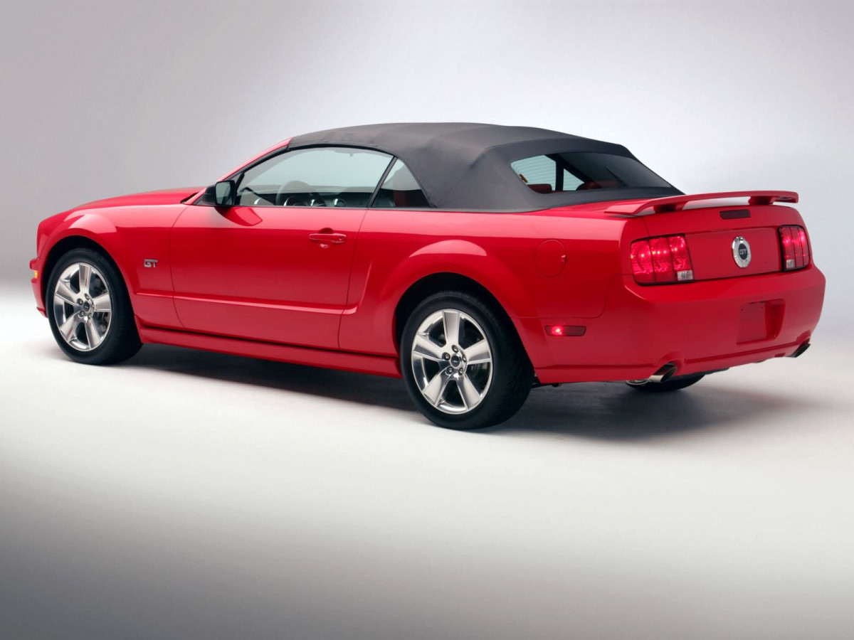 Ford Mustang GT фото 18306