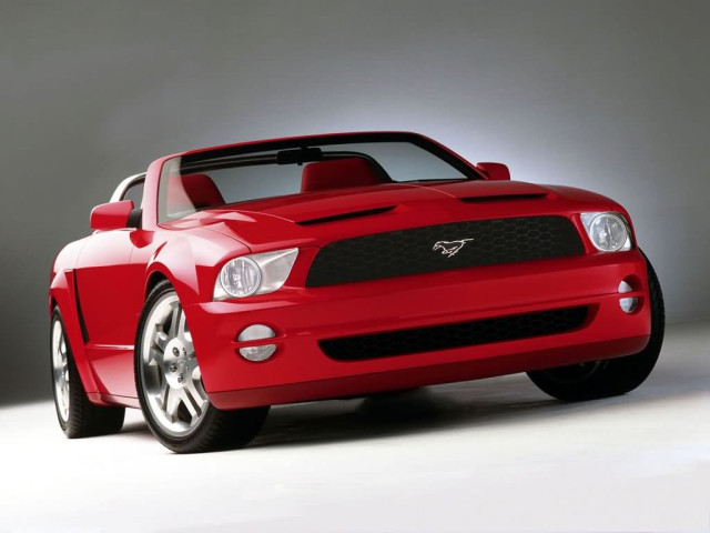 Ford Mustang GT фото