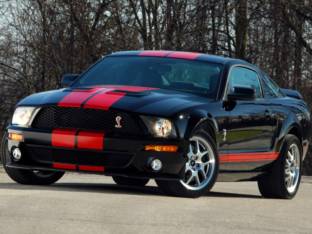 Ford Mustang Shelby GT500 Red Stripe фото