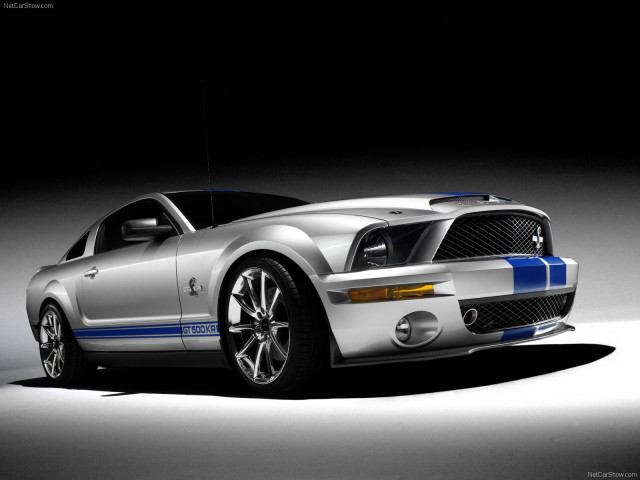 Ford Mustang Shelby GT500KR фото