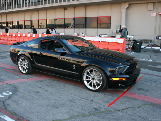 Ford Mustang Shelby GT500KR фото