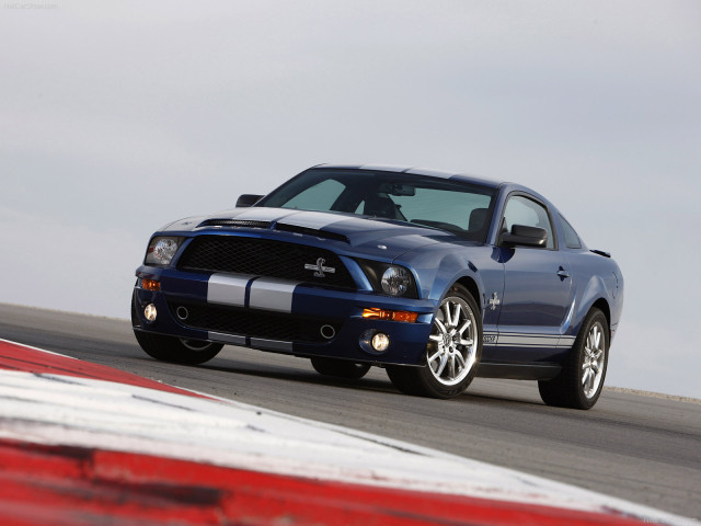 Ford Mustang Shelby GT500KR фото