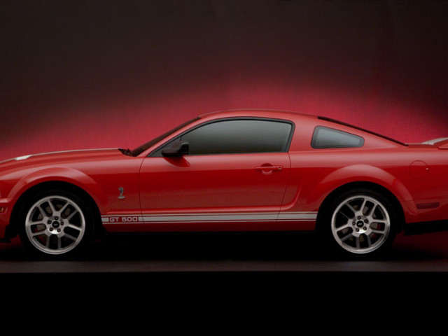 Ford Mustang Shelby фото