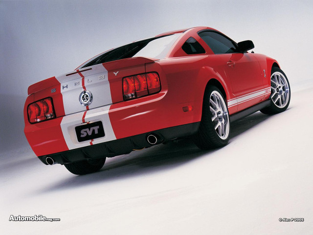 Ford Mustang Shelby фото