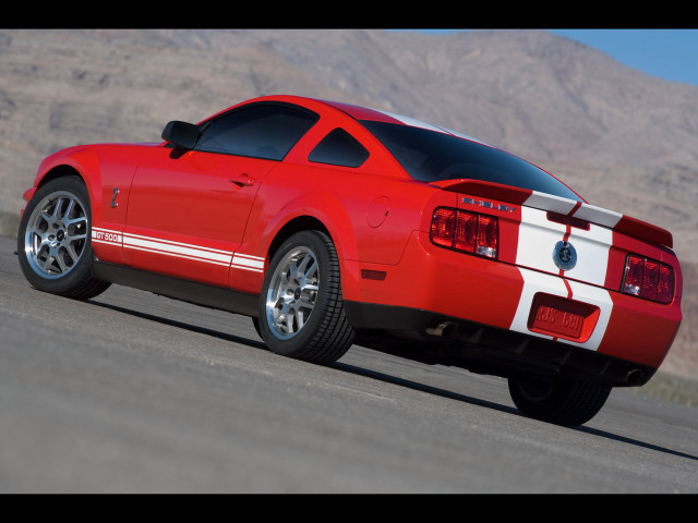 Ford Mustang Shelby фото