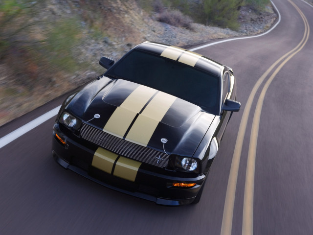 Ford Mustang Shelby фото