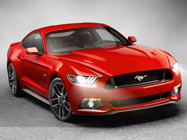 Ford Mustang фото