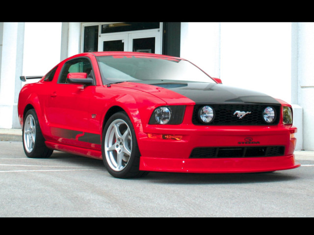 Ford Mustang фото