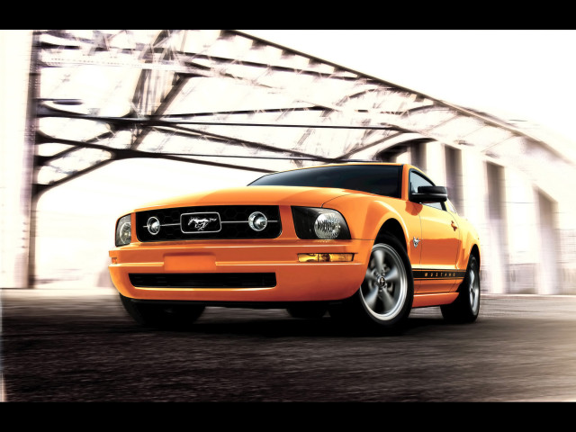 Ford Mustang фото