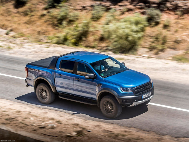 Ford Ranger Raptor фото