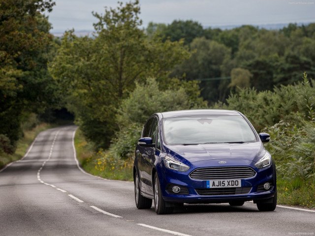 Ford S-MAX фото