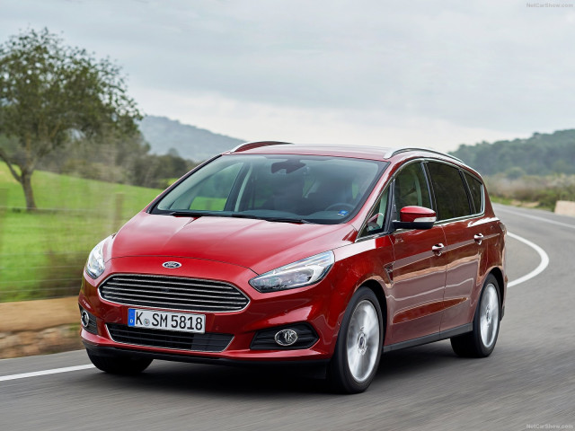 Ford S-MAX фото