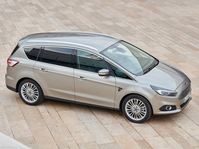 Ford S-MAX фото