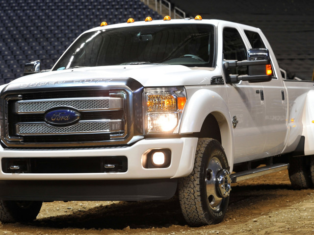 Ford Super Duty Platinum фото