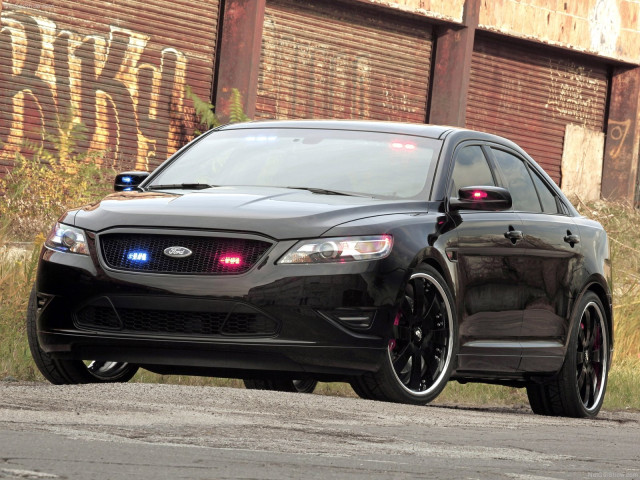 Ford Taurus Police Interceptor фото